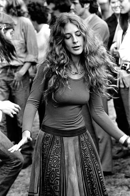Beautiful Woodstock Girl