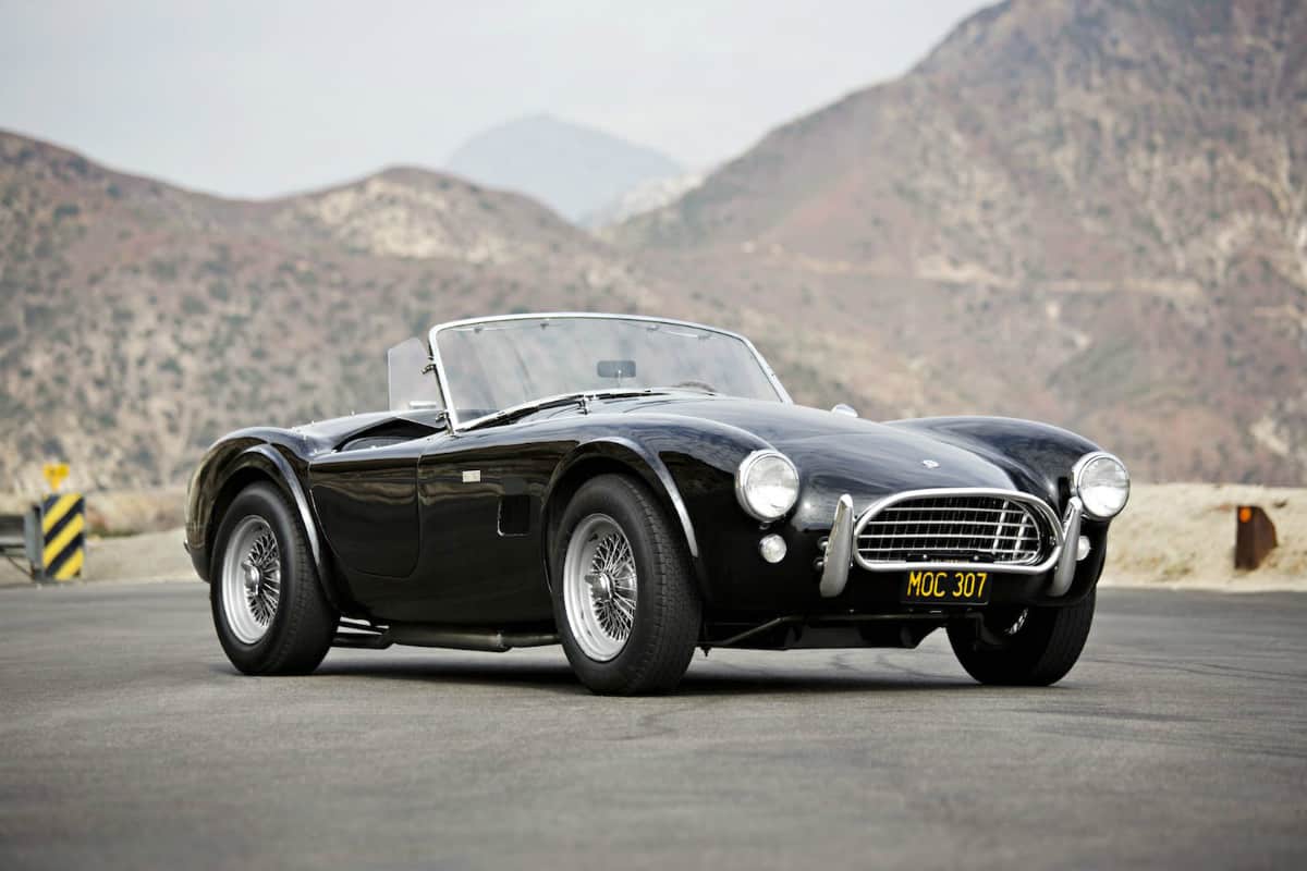 iconic cars of the 60's - AC Cobra