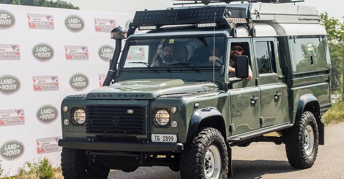 Land_Rover_Defender