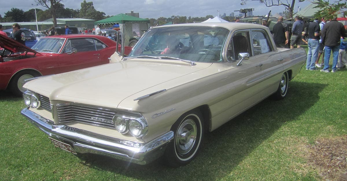 1962_Pontiac_Catalina_Sedan