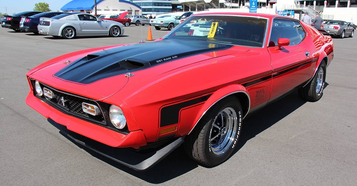 1971_Ford_Mustang_Mach_1