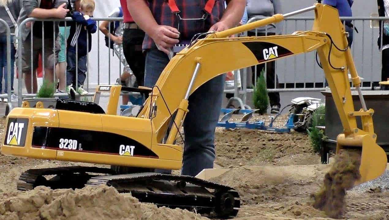 real rc excavator